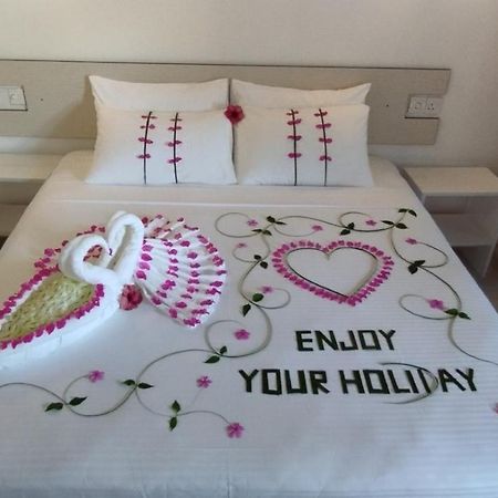 Thoddoo Garden Inn Bagian luar foto