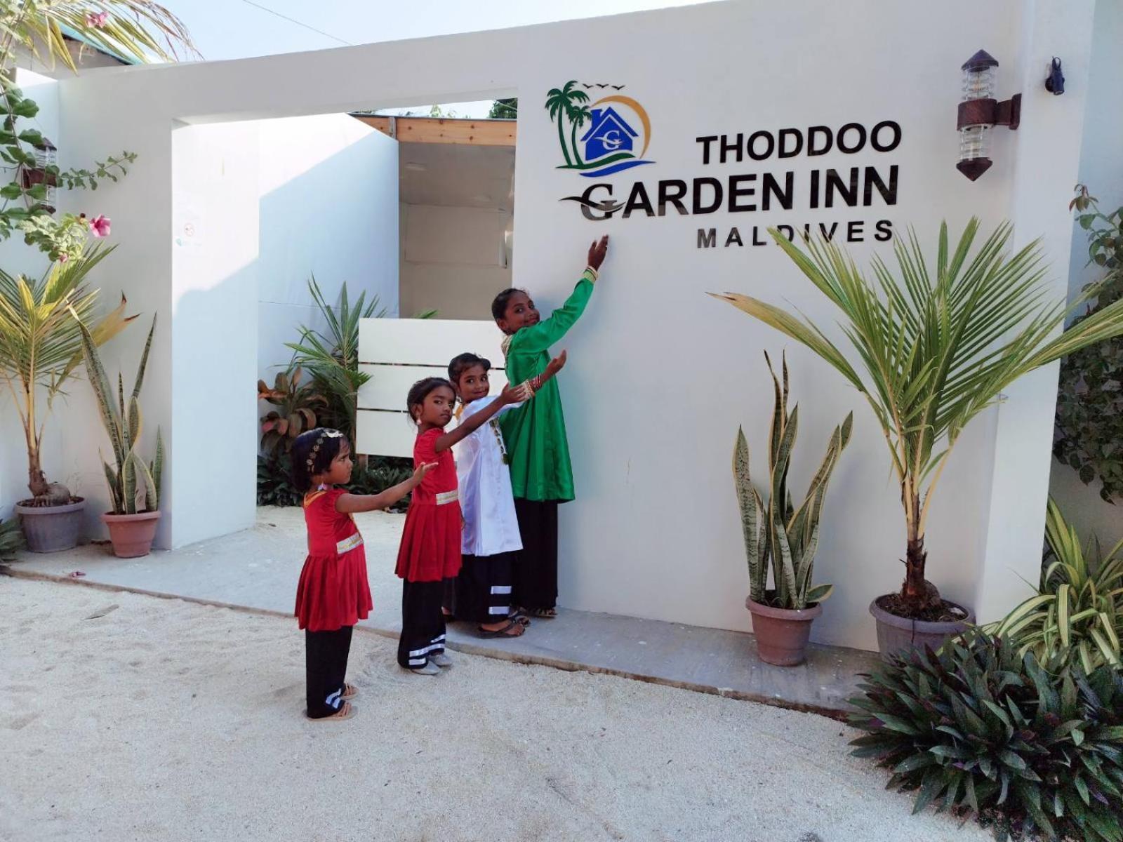 Thoddoo Garden Inn Bagian luar foto