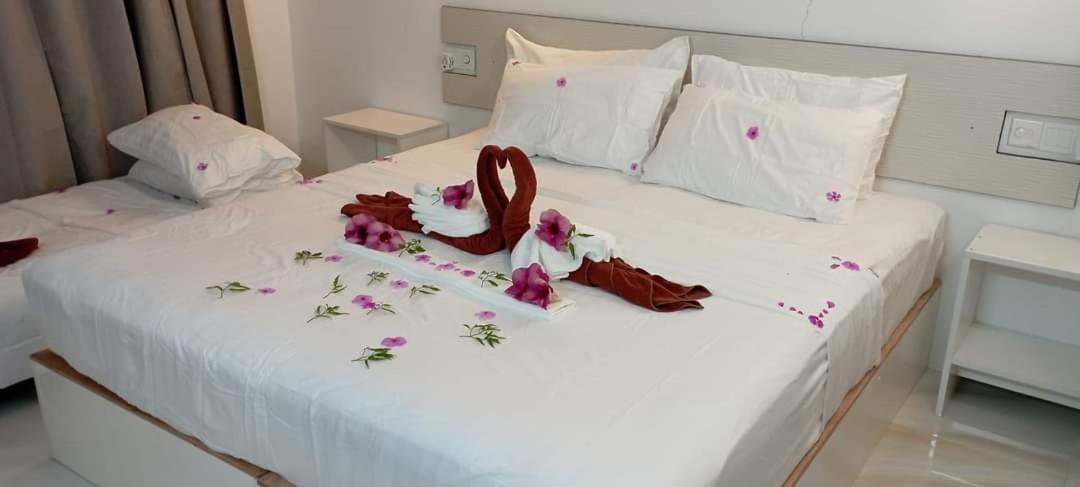 Thoddoo Garden Inn Bagian luar foto